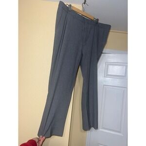Men's Warehouse Egara Grey Suit Pants/Slacks in the size 42/32